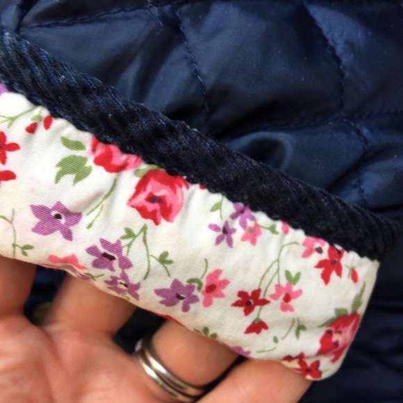 Ralph Lauren Quilted Barn Jacket (2T) - Picture 4 of 8